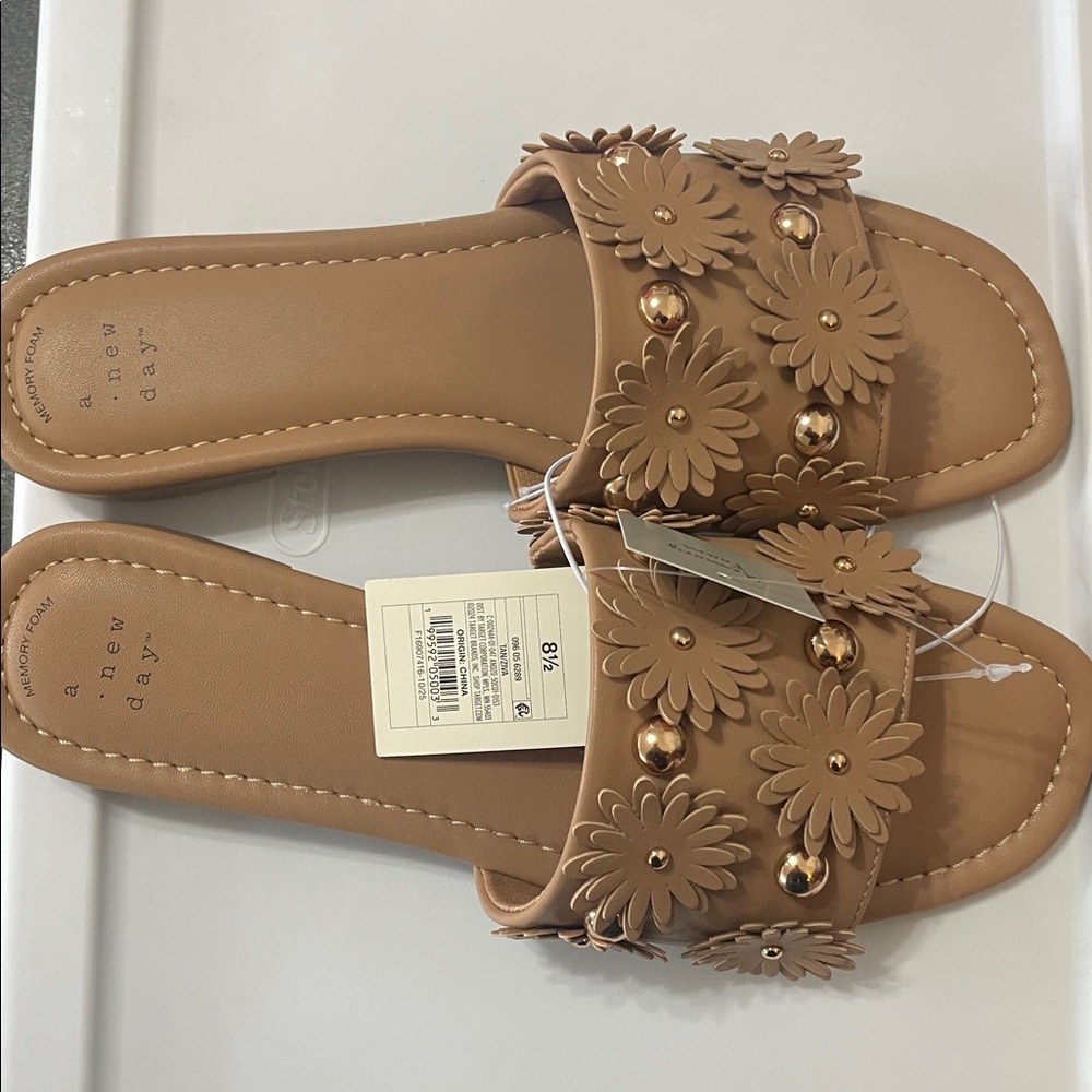 Ziva Tan Floral Slide Sandals NEW Sz.8.5 - Picture 7 of 9